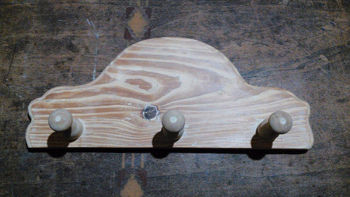 Perchero De Pared De Madera De Pino 1