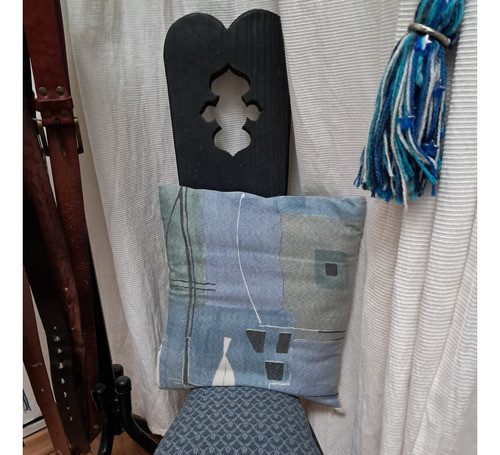 Silla Antigua De Tres Patas 1