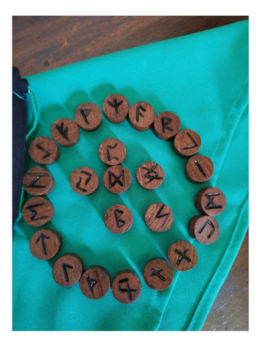 Runas Vikingas (lote De 24 Runas Futhark) + Paño + Bolsa 1