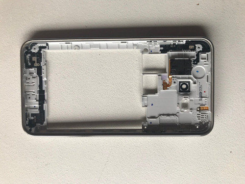 Chasis Cubre Lente+ Parlante Samsung J700 Original 1