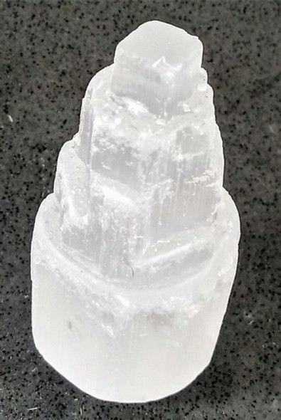 Torre De Pedra Selenita Bruta Natural 06 Cm Energia Limpeza 1 Torre De Pedra Selenita Bruta Natural 06 Cm Energia Limpeza 1