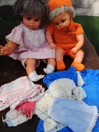 Bebotes Antiguos ( Una Da Besos,uno Lloraba) Precio X Lote 1