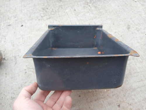 Antiguo Cajon Chapa Enlozada De Heladera 32x23,5x10,8 Alto 0