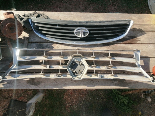 Careta Cromada Renault Duster 1