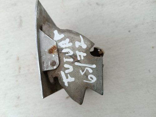 Cenizero Ford Falcon Futura 1