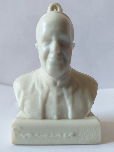 Souvenier Pequeño Busto Del Papa Francisco Bergoglio 0
