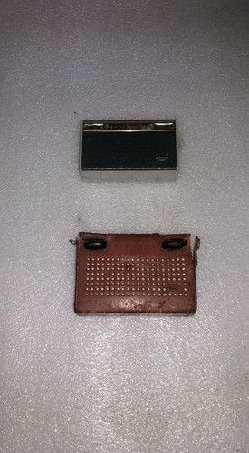 Antigua Radio A Transistores Hitachi Funcionando  Sin  Funda 1