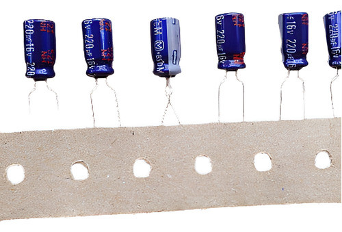 10pcs/1lot M Panasonic 16v 220uf 85c Alumbre Elegir Tapa De 0