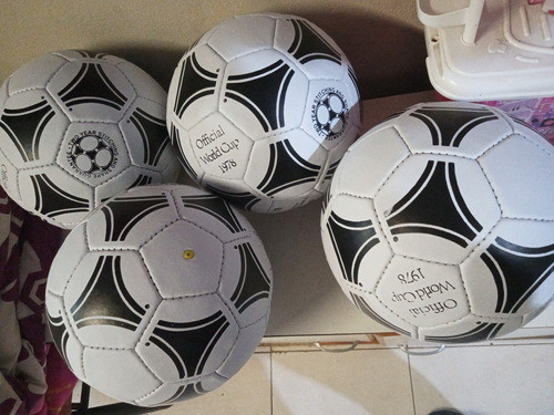 Pelotas De Cuero Artesanales 0