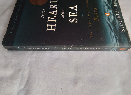 Livro Em Inglês In The Heart Of The Sea. Tragedy Of Essex. 1
