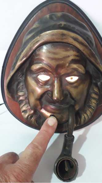 Marino Antiguo Encendedor Bronce Y Madera Prenden Los Ojos 1