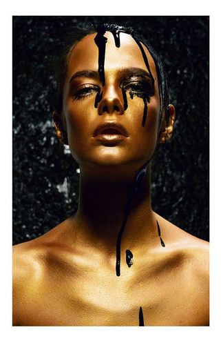 Vinilo 20x30cm Mujer Oro Con Manchas De Pintura Moderno 0