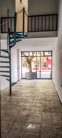 Se Alquilan Locales Comerciales En Galería De Las Américas 0