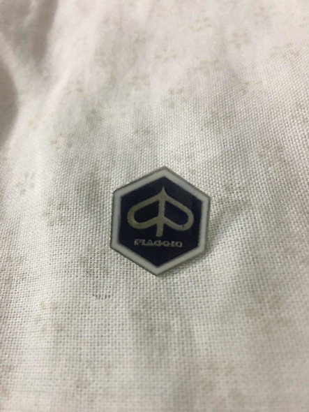 Pin Piaggio Vespa Motoneta Moto Pentagono 1