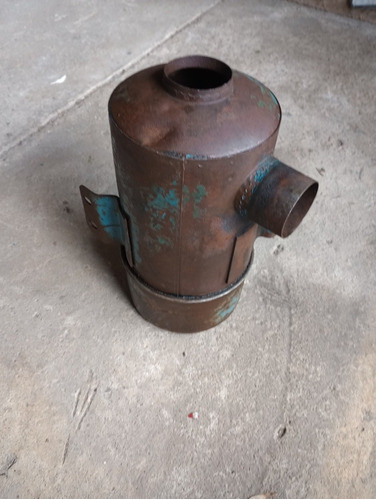Filtro De Aire Usado Antiguo De Chapa 0