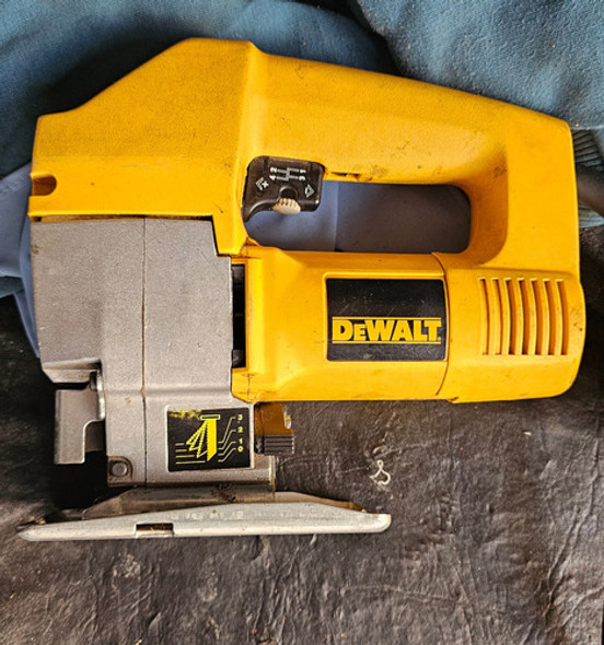 Sierra Caladora Dewalt Dw318 480w 3200rpm. 0 Sierra Caladora Dewalt Dw318 480w 3200rpm. 0