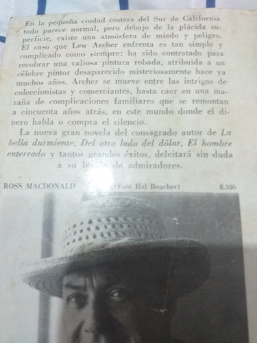2 Policiales. Ross Macdonald Y James Hadley Chase 1