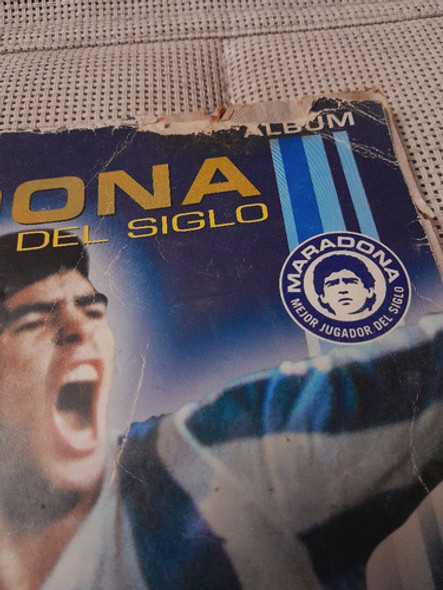 Album Maradona Mejor Jugador Del Siglo Año 2001 1