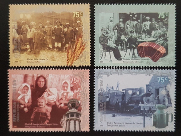 2005 Colectividades- Inmigrantes - Argentina (serie) Mint 0