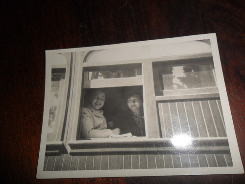 Fotografia Foto Mujeres Ventana Vagon Tren Ffcc Ferrocarril 0