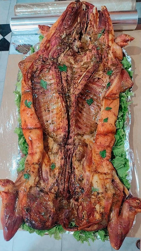 Pernil De Cerdo Cocida ,envios ..,panes Y Salsa 1