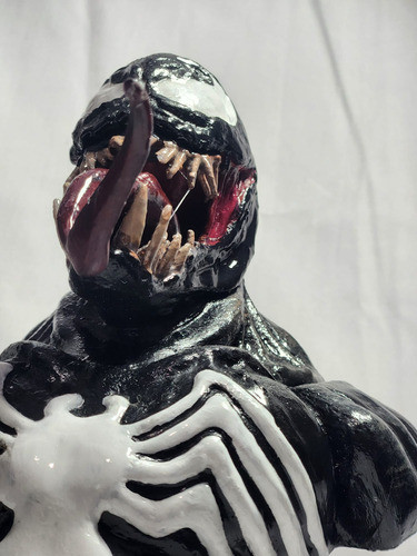 Busto De Venom - 22 Cm De Poder Y Detalle 1