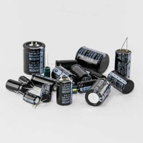 X5u Capacitor Electrolitico 680uf X 25v 105º Radial 1° Htec 1