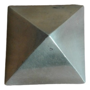 Pirámide De Bronce Antigua 1