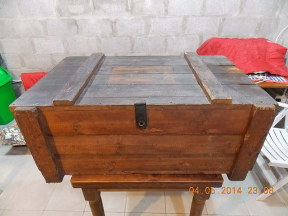 Baúl De Pinotea Antiguo 0