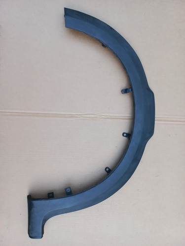 Moldura Fender Guardabarro Delantero Izquierdo Honda Wr-v 0