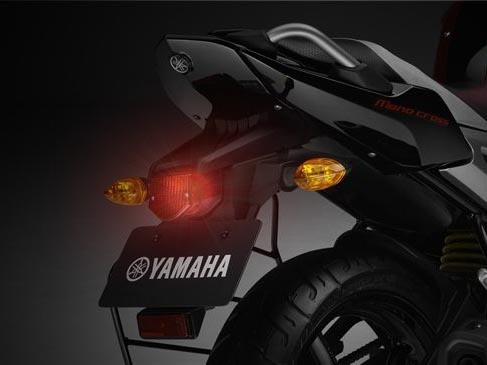 Faro Trasero Moto Yamaha Fz16 - Dt125 0