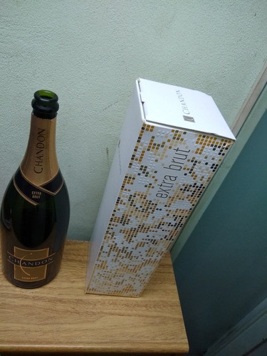 Botellon De Champaña Chandon Extra Brut De 150cl. Caja/vacia 1