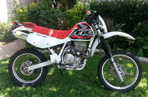 Cubre Cuadro Plasticos Ufo Honda Xr 600 R Solomototeam 1