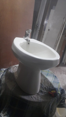 Bidet Olmos Nórdico Con Monocomando Blanco 0