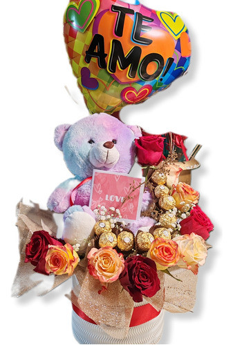 Floreria Ramo De Rosas En Box Con Peluche Bombones Y Globo 0