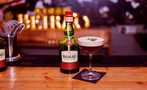 Licor Beirao 700ml.  Envío Gratis 1