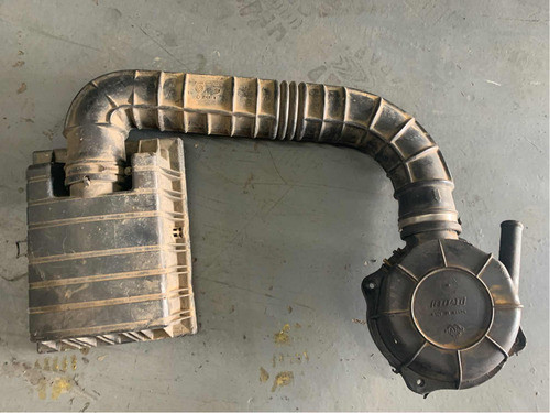 Tampa Caixa Filtro Ar C/mangueira Fiat Uno Elba 0