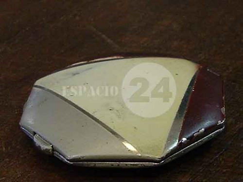 Antigua Petaca Polvera Metálica  Forma Octogonal Año 30/40 1