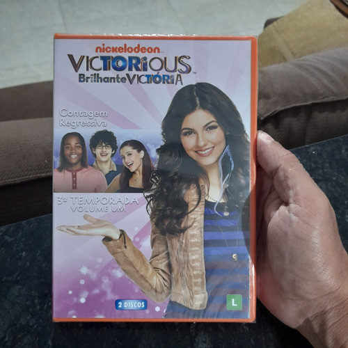 Box Dvd Nickelodeon Victorious Brilhante Victória 3 Temporad 1