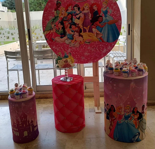 Alquiler De Fondos Y Paneles Para Cumple Temático M. Princes 1