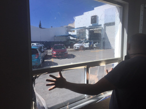 Lamina Para Ventanas, Uso Residencial, Negra 1