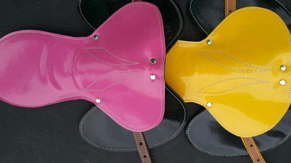 Monturin Símil Cuero 40 Cm Para Carrera Jockey Turf 1