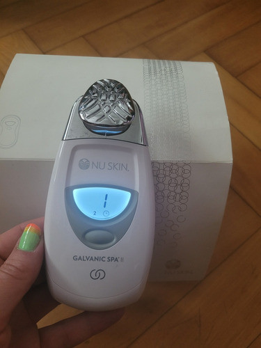 Galvanic Spa. Nu Skin 0