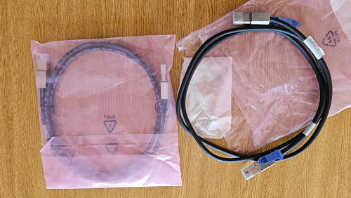 Cable Externo Qnap 2m Mini-sas Sff-8088 (cab-sas2m-8088) 1