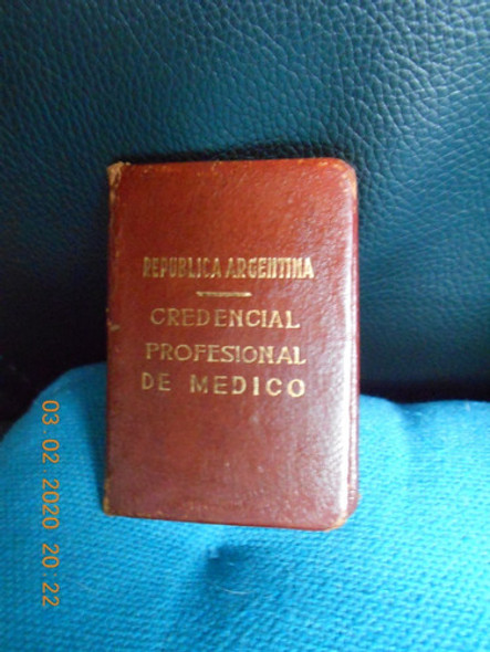 Carnet Credencial De Medico Sin Valor Legal 0