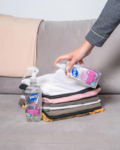 Caja X32 Perfumante De Telas Cálida Primavera 250ml Vais 1