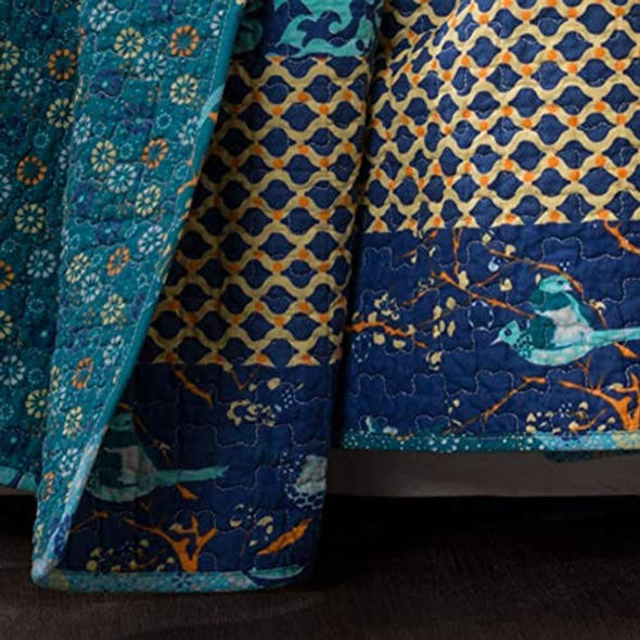 Imperio Real Lanza Por Exuberante Decoración 1