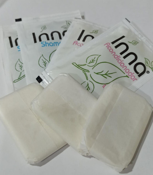 Jabón Hotel (15 G.x500 U.) + Shampoo Ó  Acondionador (400u.) 1