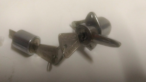 Traba Volante Y Cerradura De Guantera De  Lambretta Tv 175 1