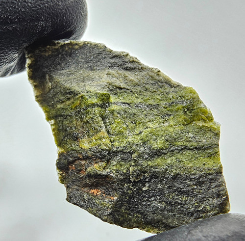 Epidoto De Perus-sp Pedra Bruta Rara D Colação Mineral N4307 0